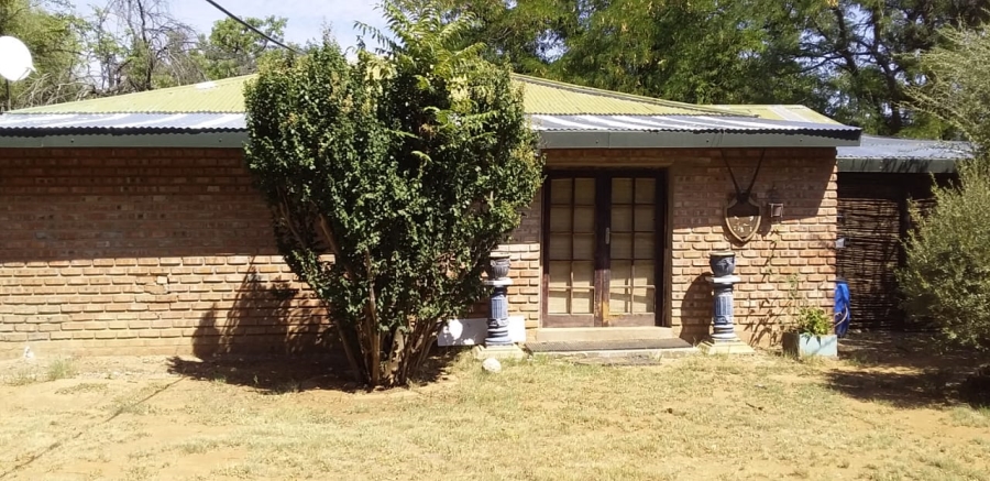 8 Bedroom Property for Sale in Bainsvlei Free State